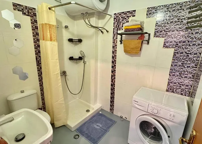 Good Vibes * Saranda