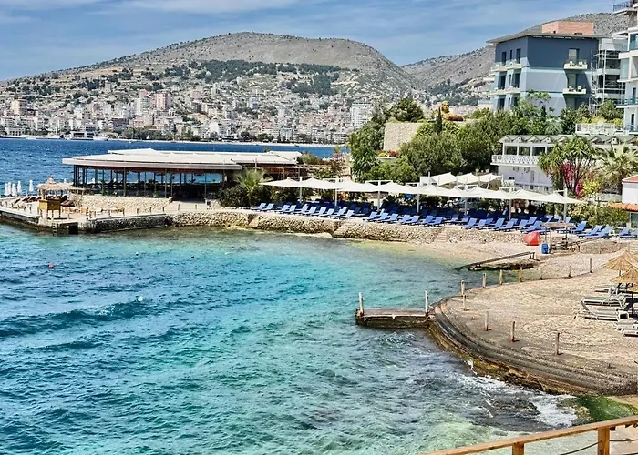 Good Vibes * Saranda